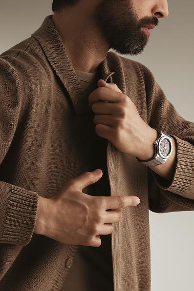 THE CLASSIC FUSION ESSENTIAL SERIES GOES TAUPE