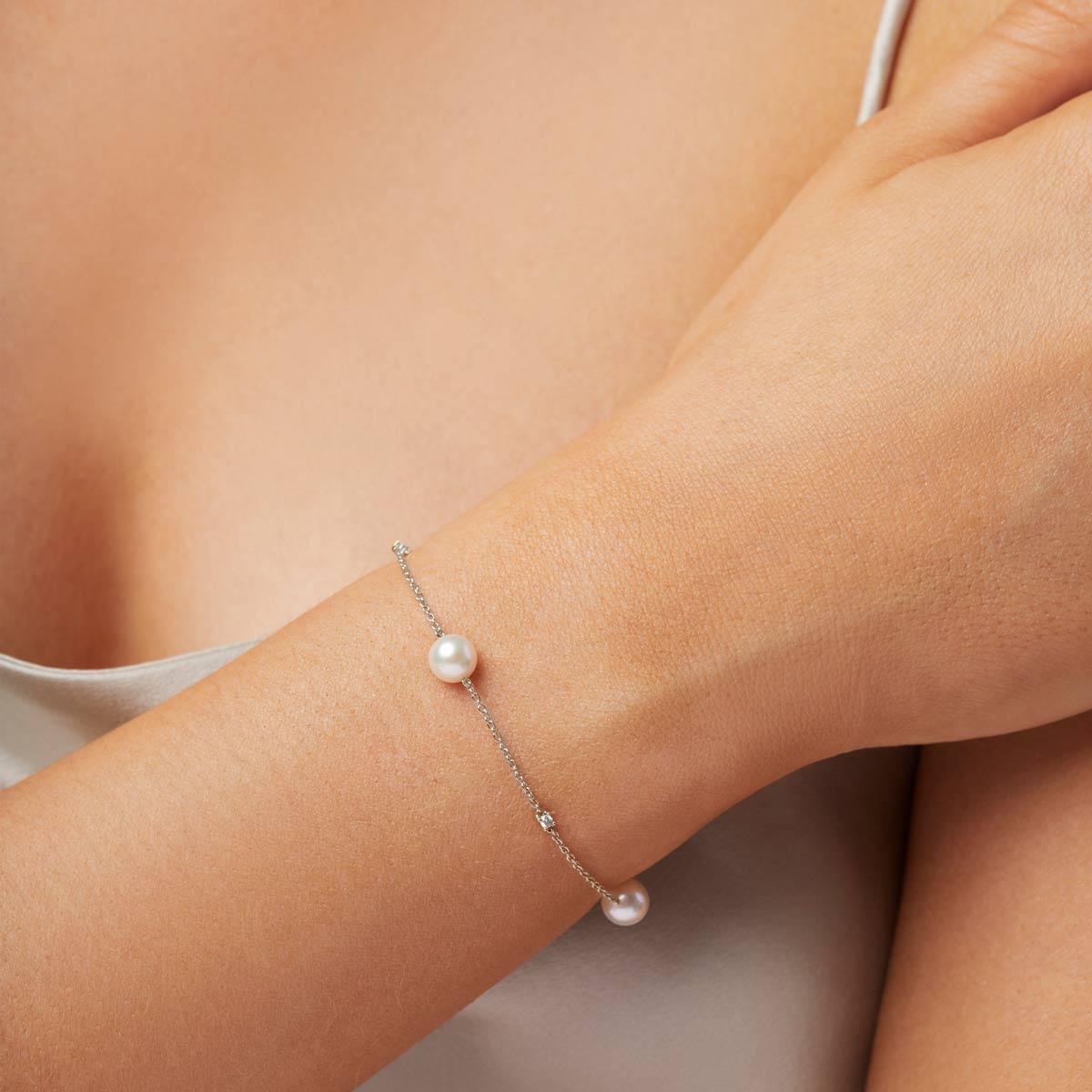 classic-18k-gold-akoya-pearl-and-diamond-chain-bracelet