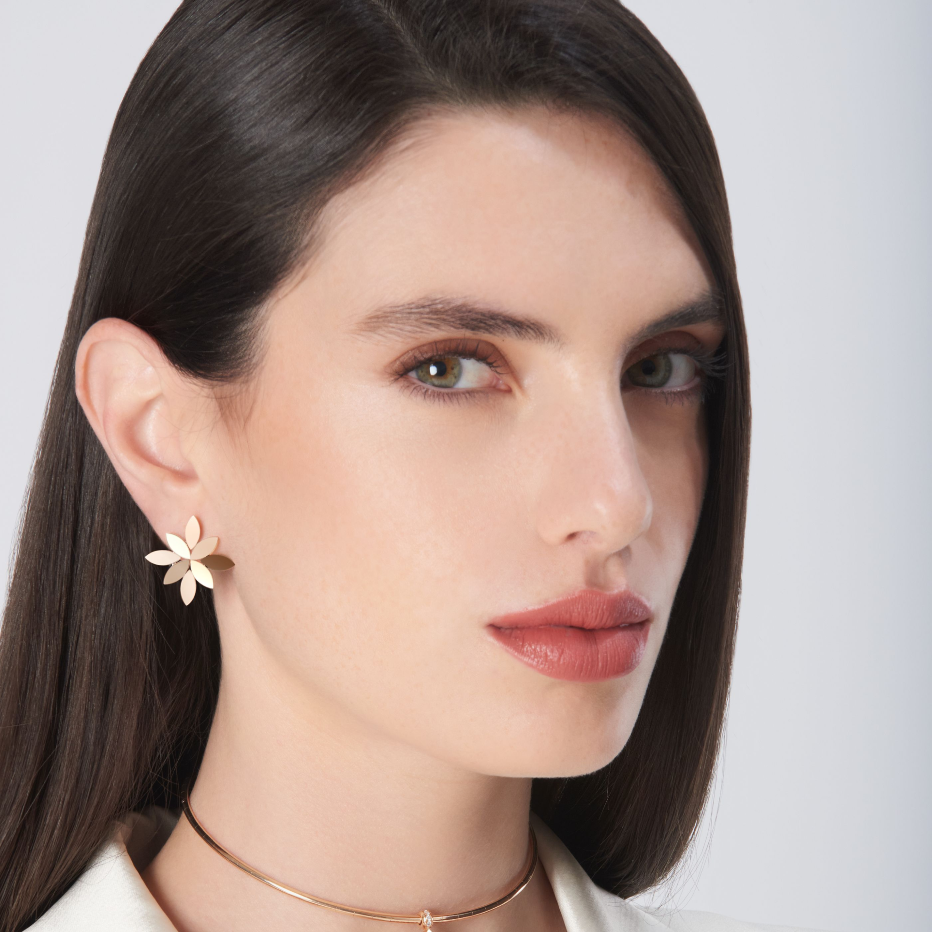 Ghirlanda Luce Di Loto Earrings
