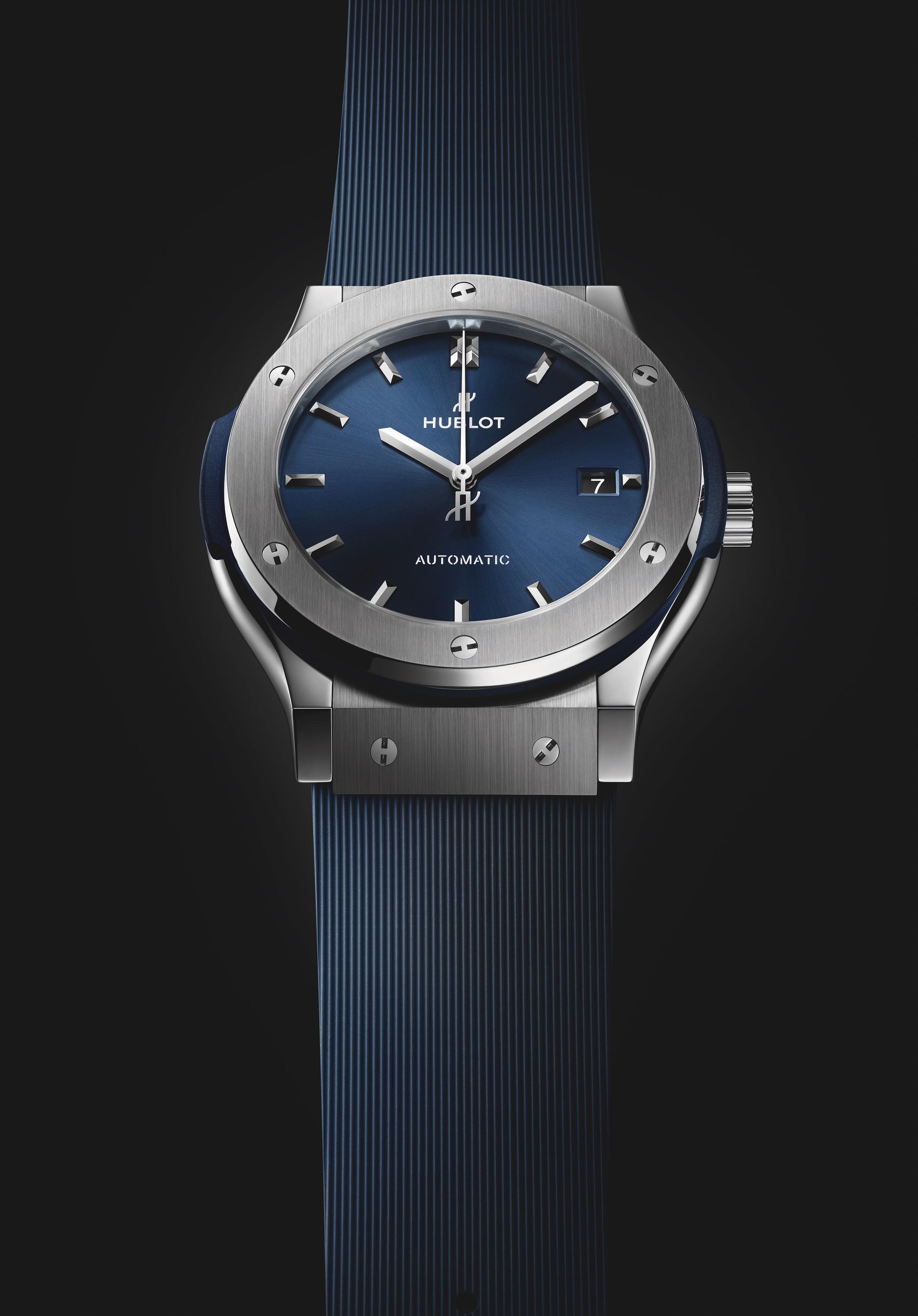 CLASSIC FUSION TITANIUM BLUE