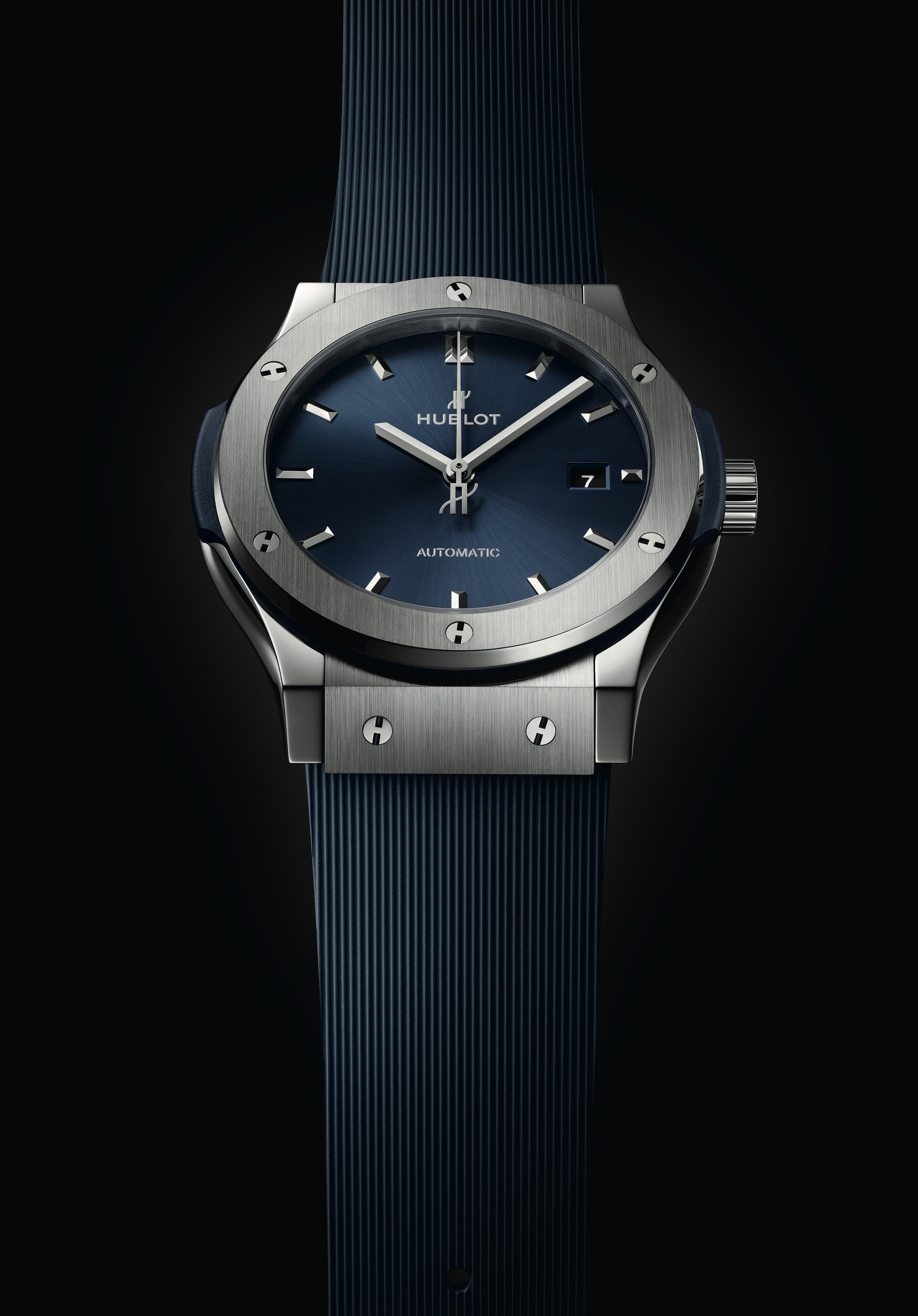 CLASSIC FUSION TITANIUM BLUE