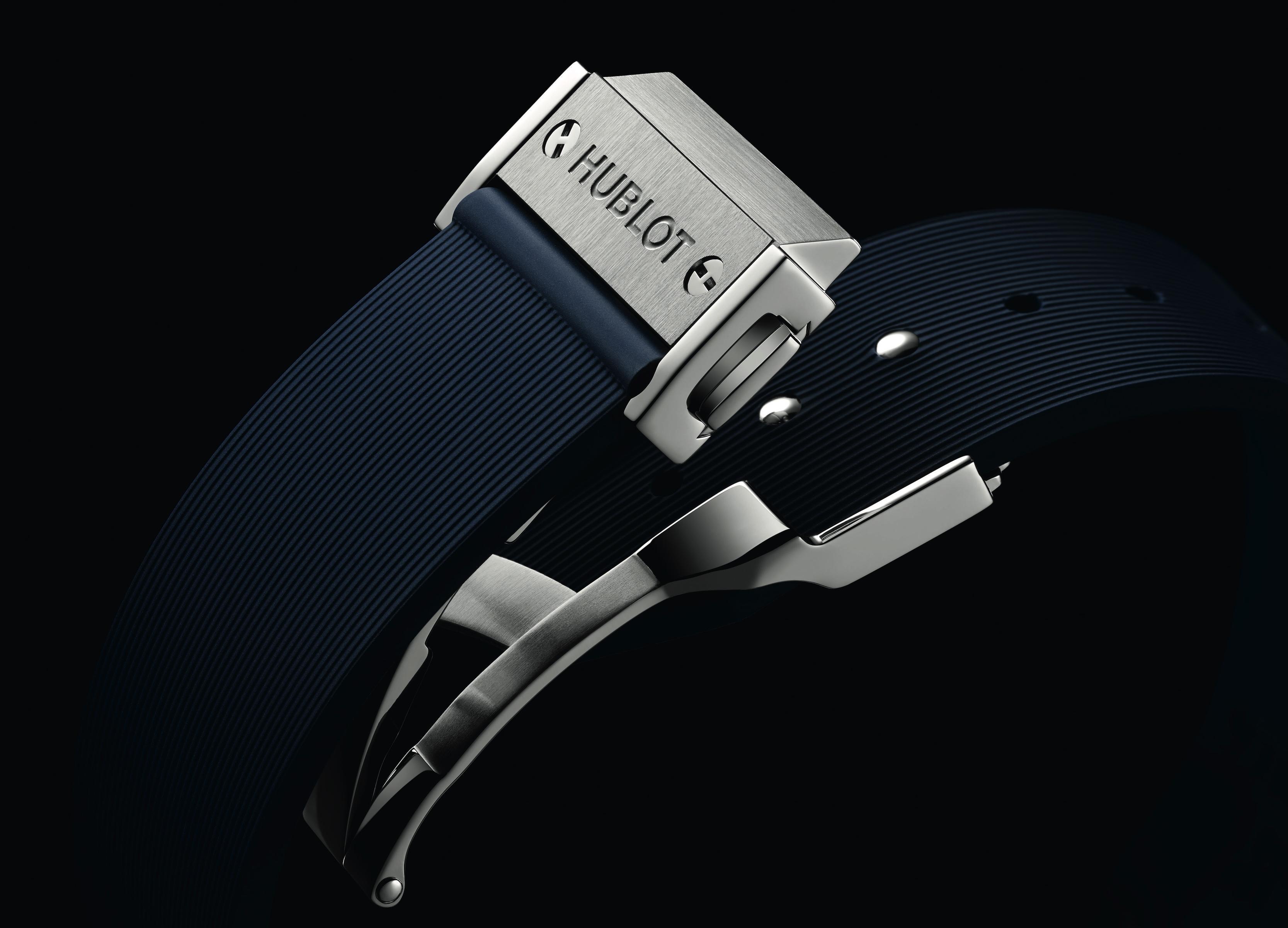 CLASSIC FUSION TITANIUM BLUE