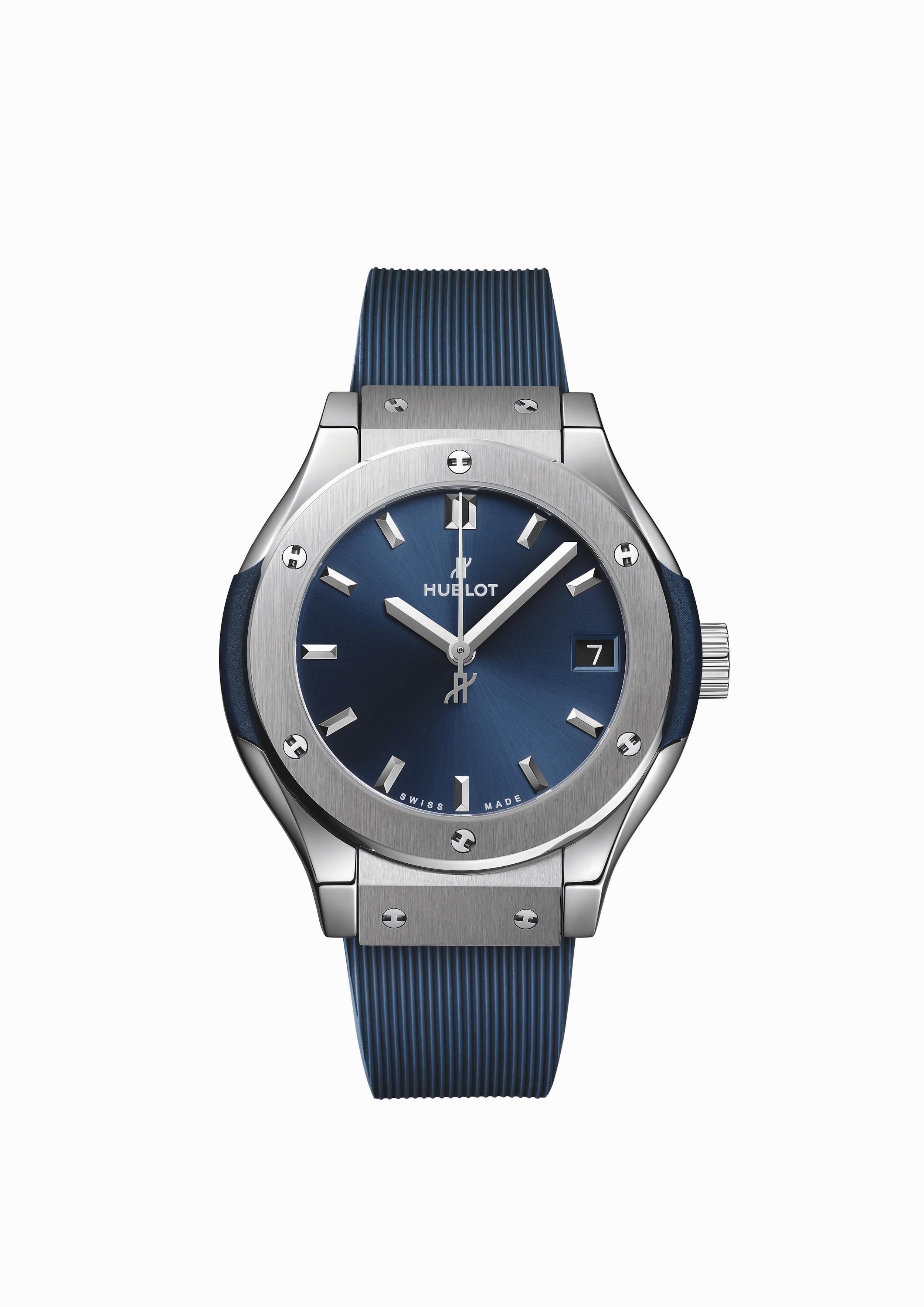 Hublot Classic Fusion Titanium Blue 33 mm watch, reference 581.NX.7170.RX