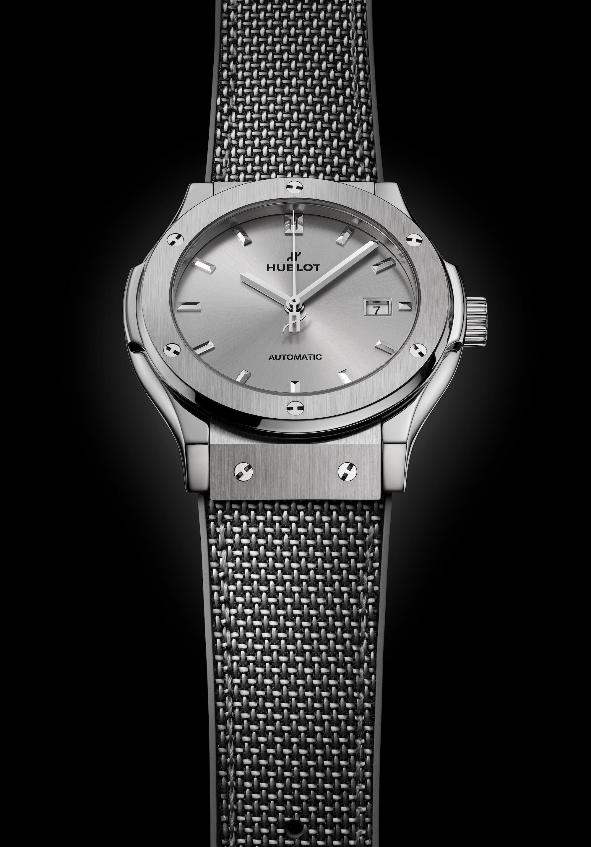 CLASSIC FUSION ESSENTIAL GREY