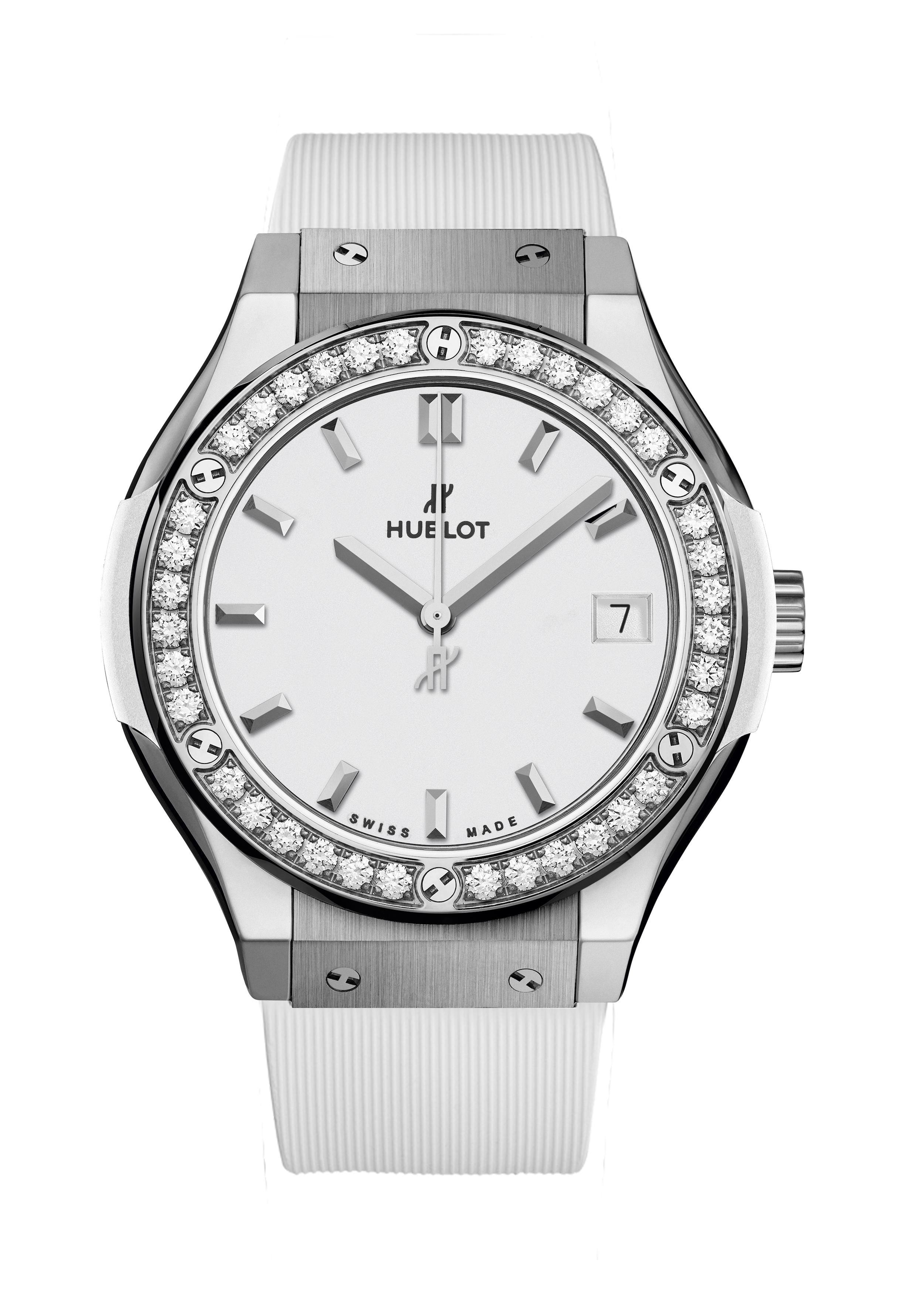 Hublot Classic Fusion Titanium Diamonds 33 mm watch, reference 581.NE.2010.RW.1204