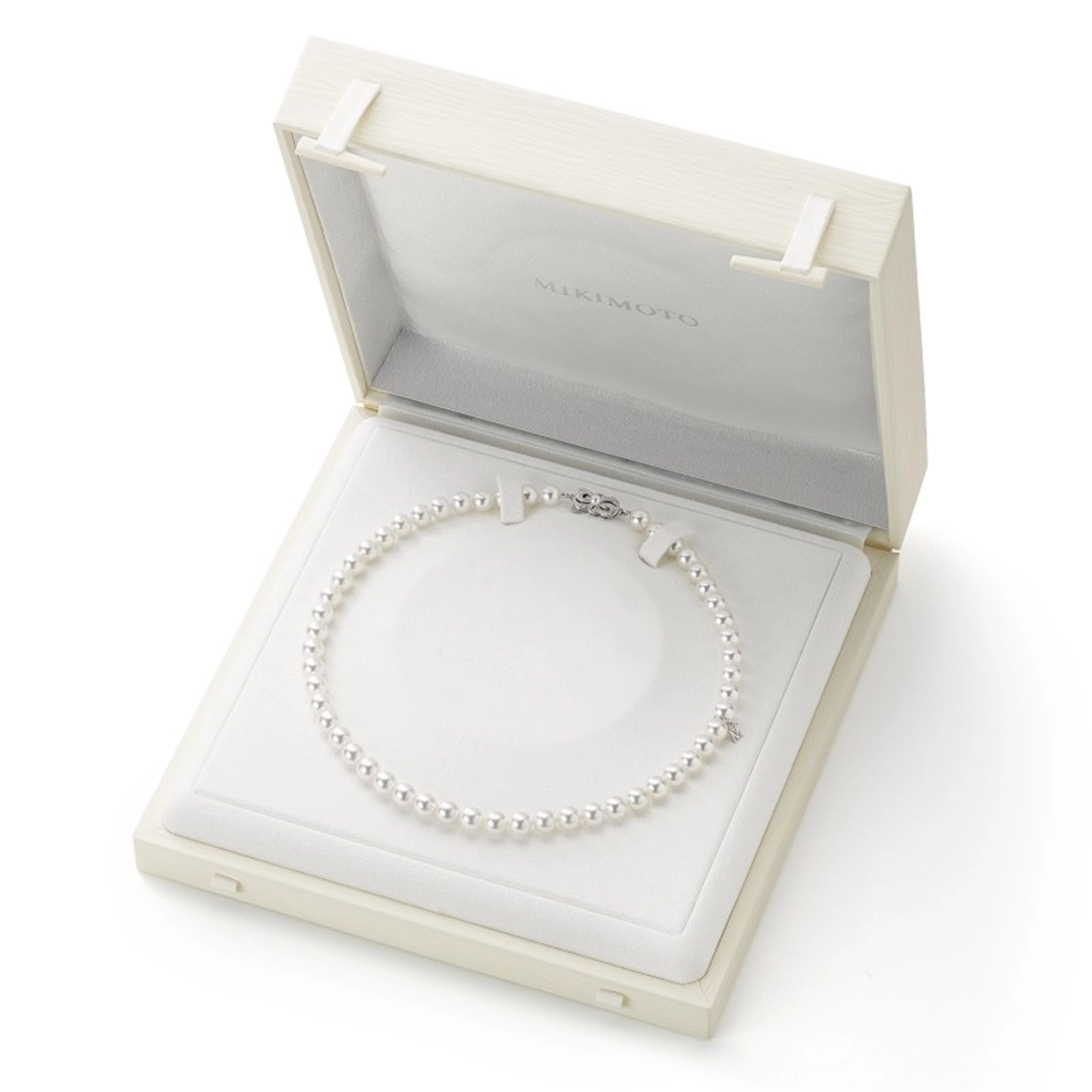 16 Inch Akoya Cultured Pearl Strand Necklace With 18K White Gold Clasp