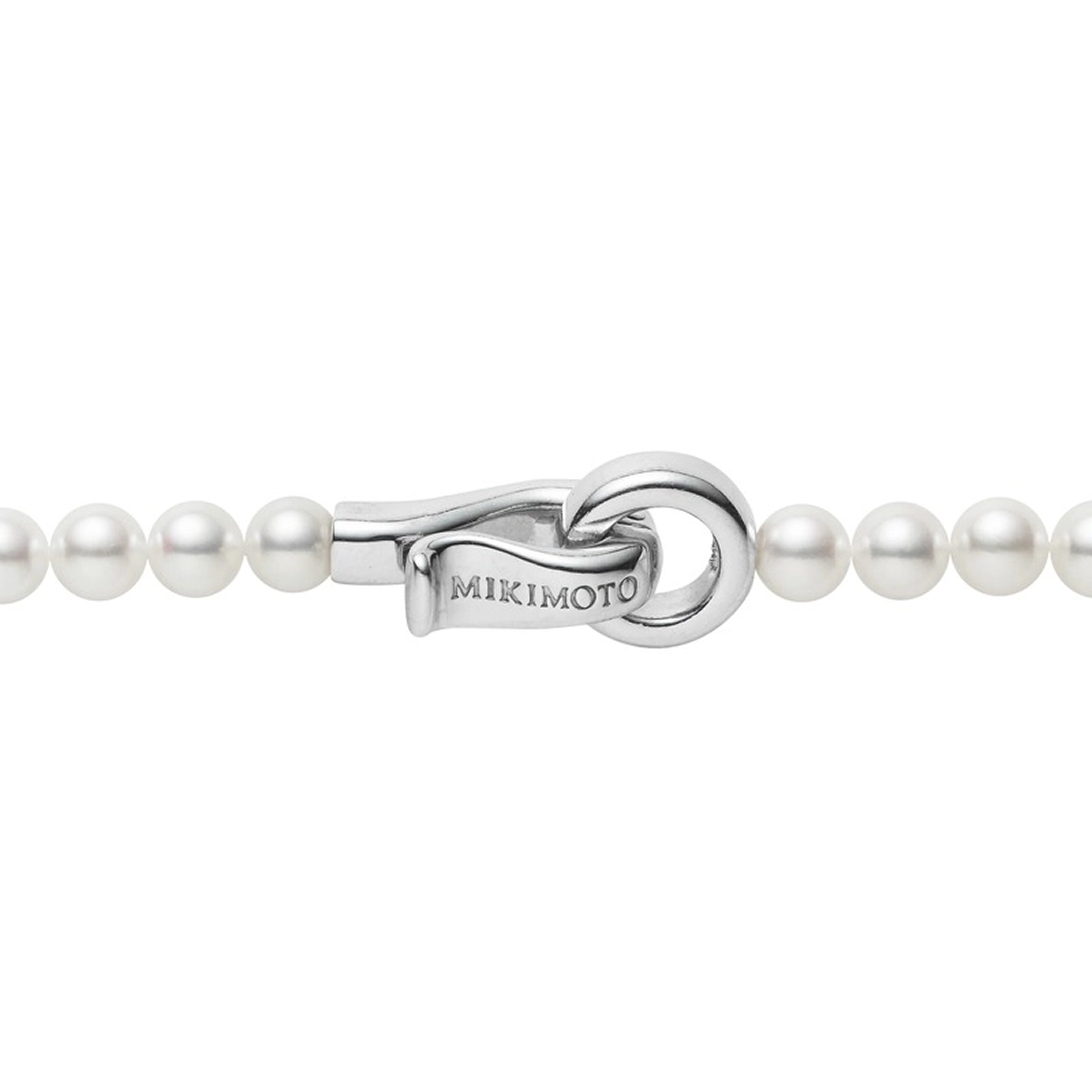 Akoya Cultured Pearl Necklace with 18K White Gold Clasp