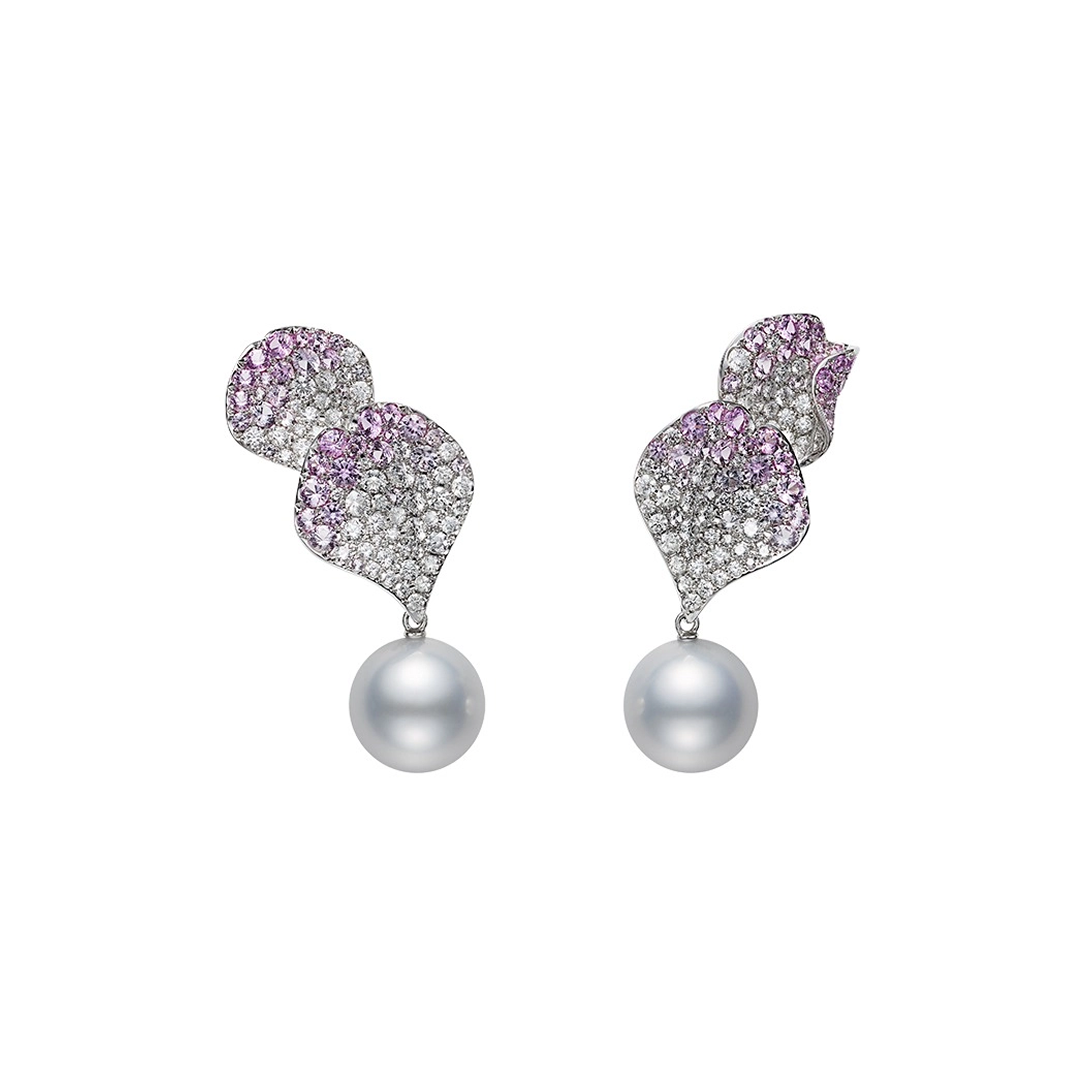 les-pétales-white-south-sea-cultured-pearl-with-diamond-and-sapphire-earrings