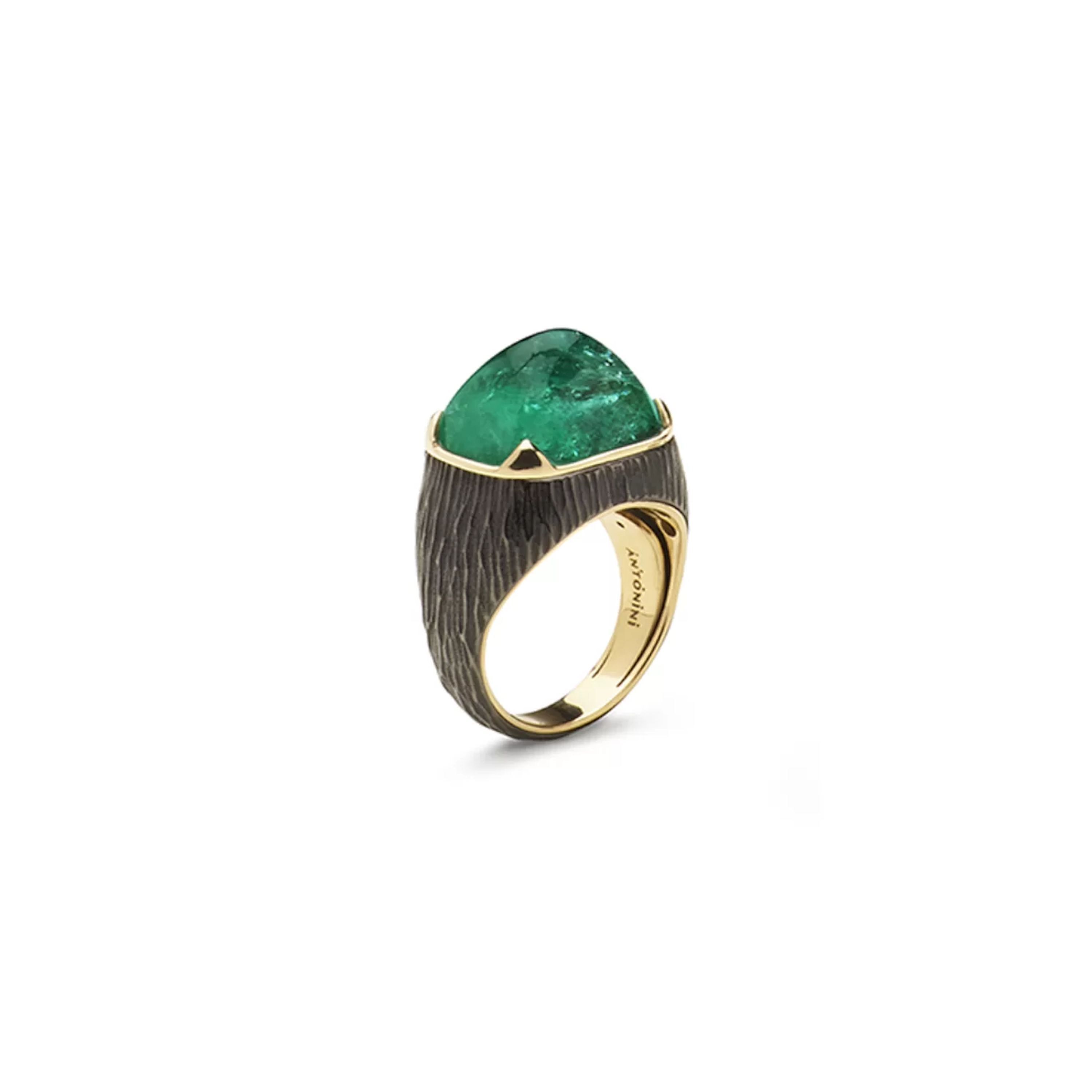 EXTRAORDINAIRE RING