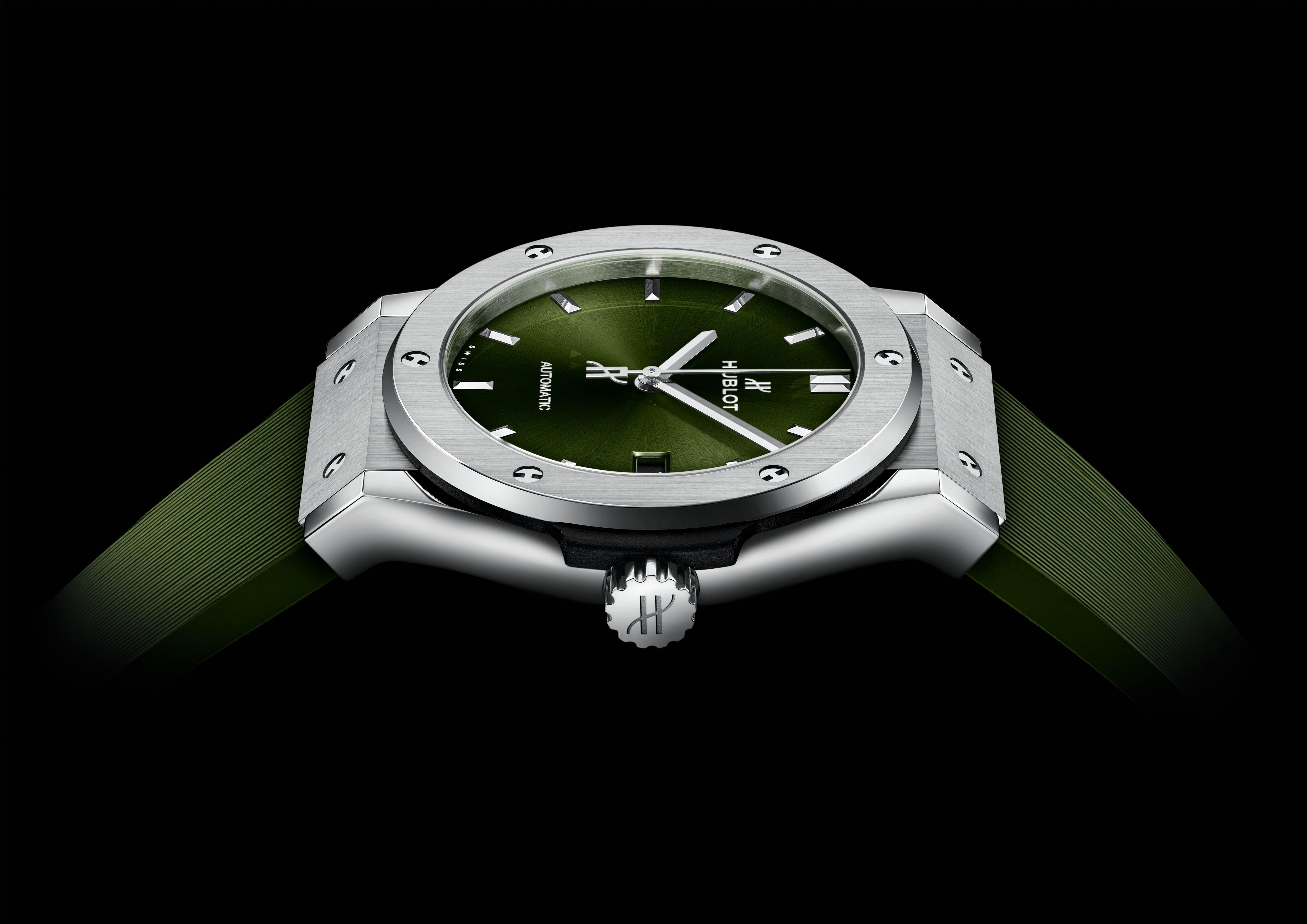 CLASSIC FUSION TITANIUM GREEN