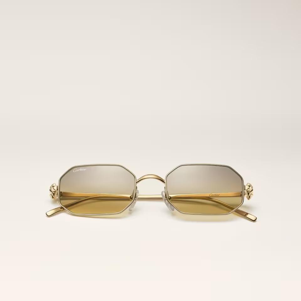 Cartier CRESW00834 արևային ակնոց ոսկեգույն եզրագծված շրջանակով և շագանակագույնից դեղին անցնող գրադիենտ ոսպնյակներով, 53 մմ
