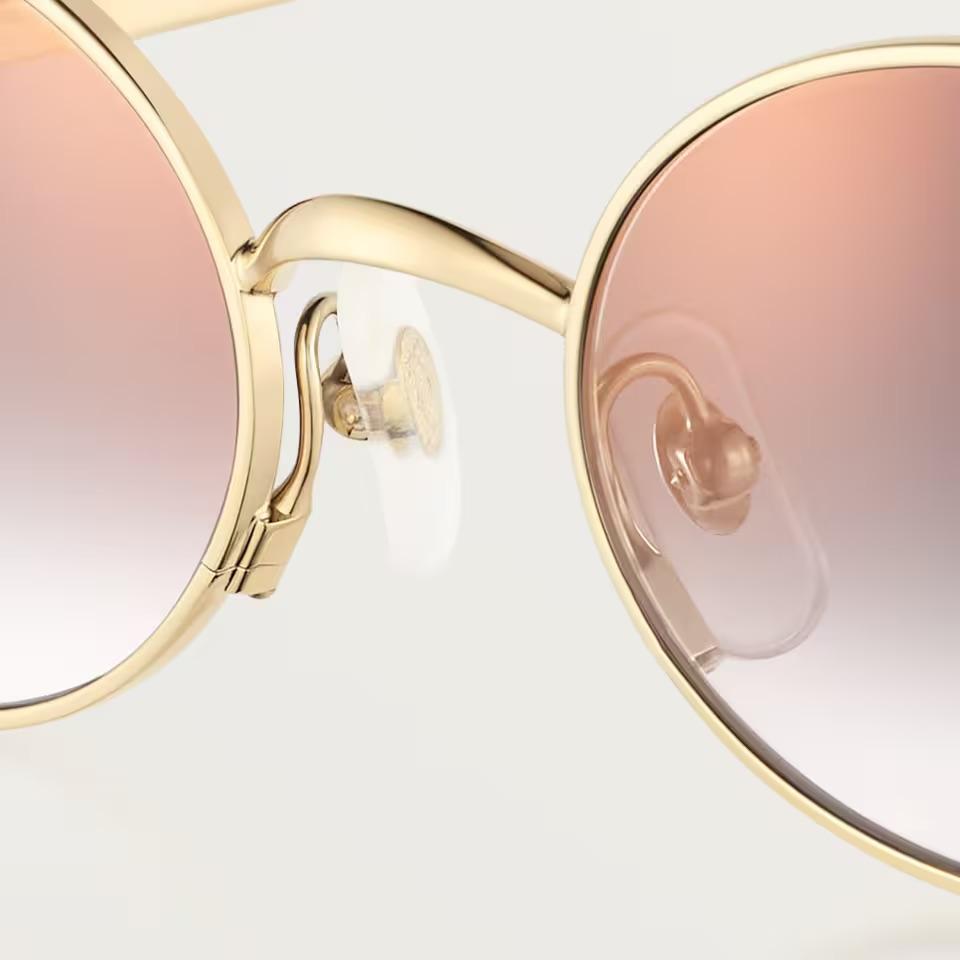 Солнцезащитные очки Cartier CRESW00783 с металлической оправой золотистого оттенка и серыми градиентными линзами, 52 мм